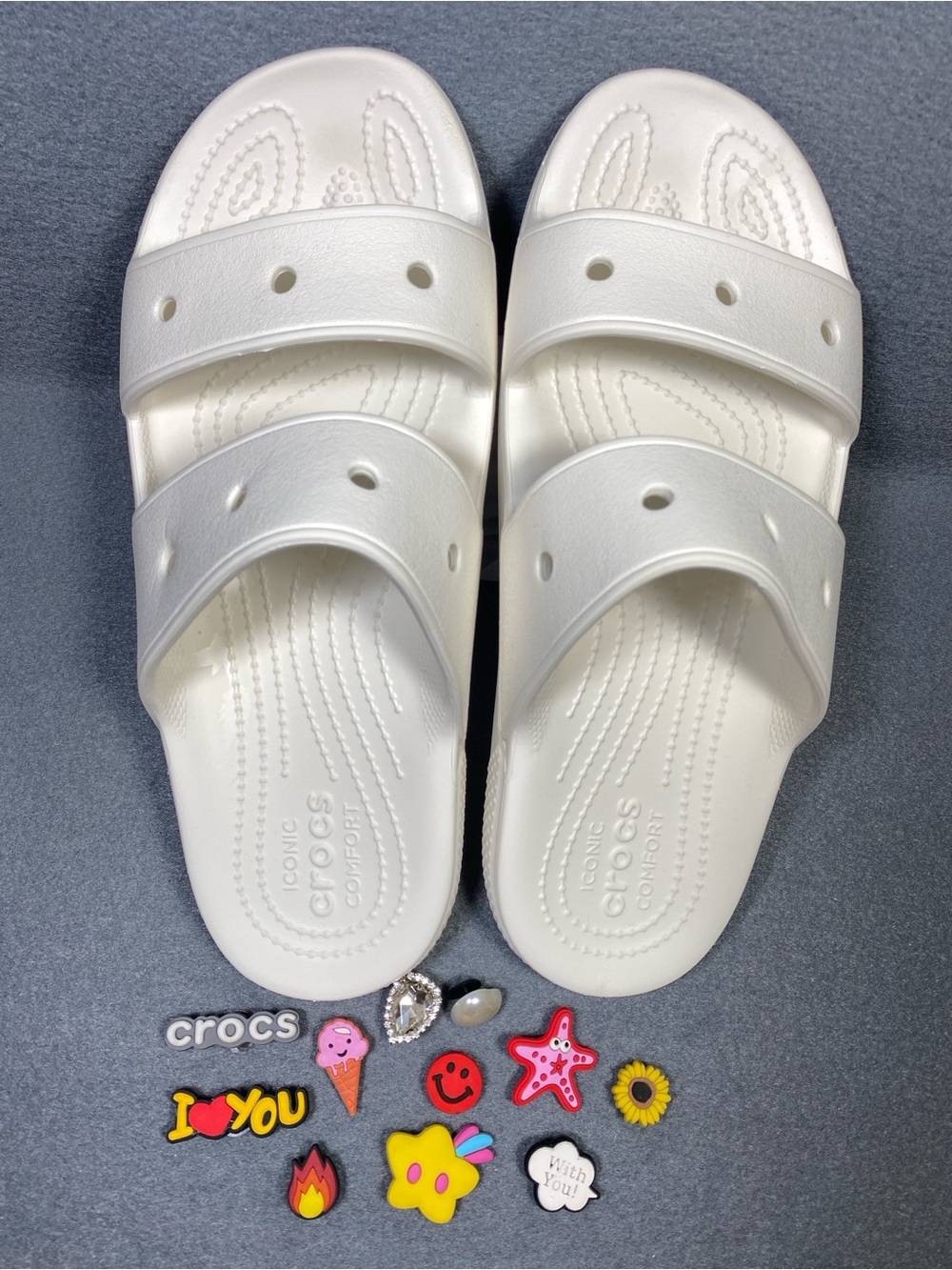 Crocs Open Toe Slides White with Removable Charms, Unisex -Men Sz 9, Women Sz 11